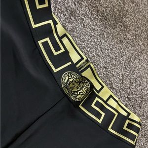 LEGGING AND TOP VERSACE BLACK